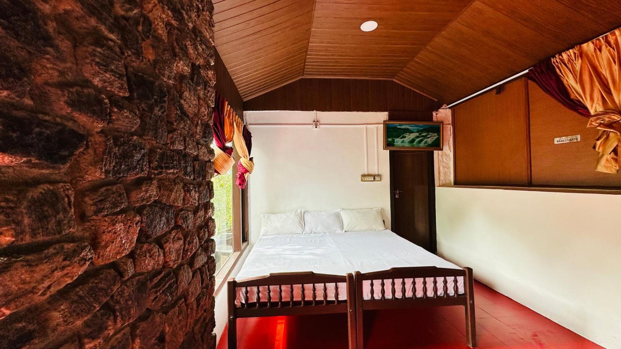 Wild Elephant Resort Kallar Vattiyar Экстерьер фото